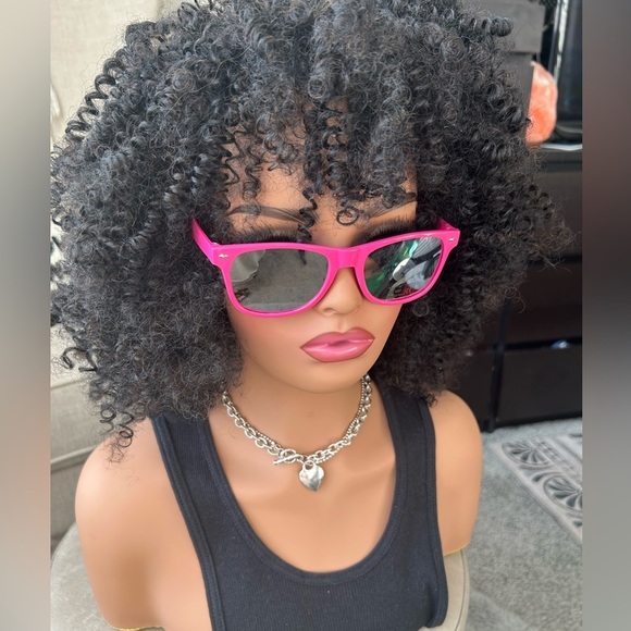 ✨NEW Stylish Hot Pink Sunglasses for Women - Picture 5 of 7